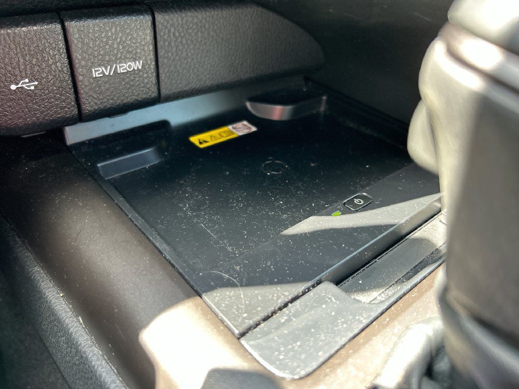 Used 2022 Toyota Camry XSE w/ Navigation Package FWD image 37