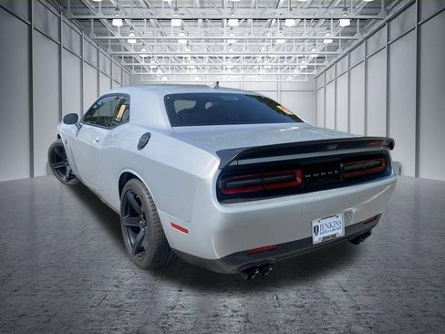 Used 2023 Dodge Challenger SRT Hellcat w/ Driver Convenience Group RWD image 9