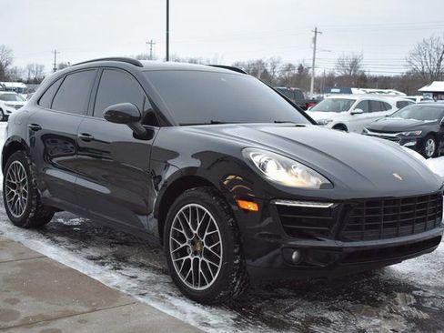 Used 2017 Porsche Macan S w/ Premium Package Plus image 7