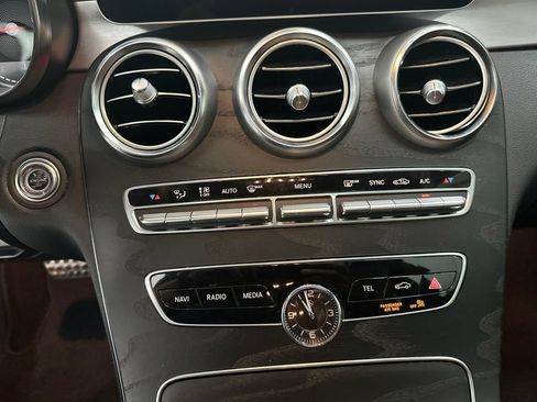 Used 2019 Mercedes-Benz C 300 4MATIC Coupe image 19