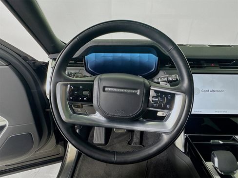 Used 2024 Land Rover Range Rover SE image 11