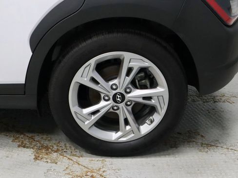 Certified 2023 Hyundai Kona SEL w/ Convenience Package AWD/4WD image 19