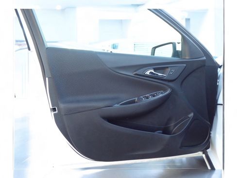 Used 2023 Chevrolet Malibu LT image 22