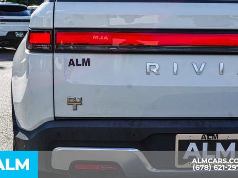 Used 2022 Rivian R1T Adventure AWD/4WD image 12