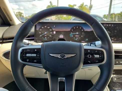 Certified 2026 Genesis GV70 2.5T AWD/4WD image 19