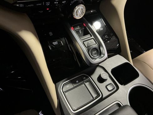 Used 2023 Acura MDX SH-AWD image 29