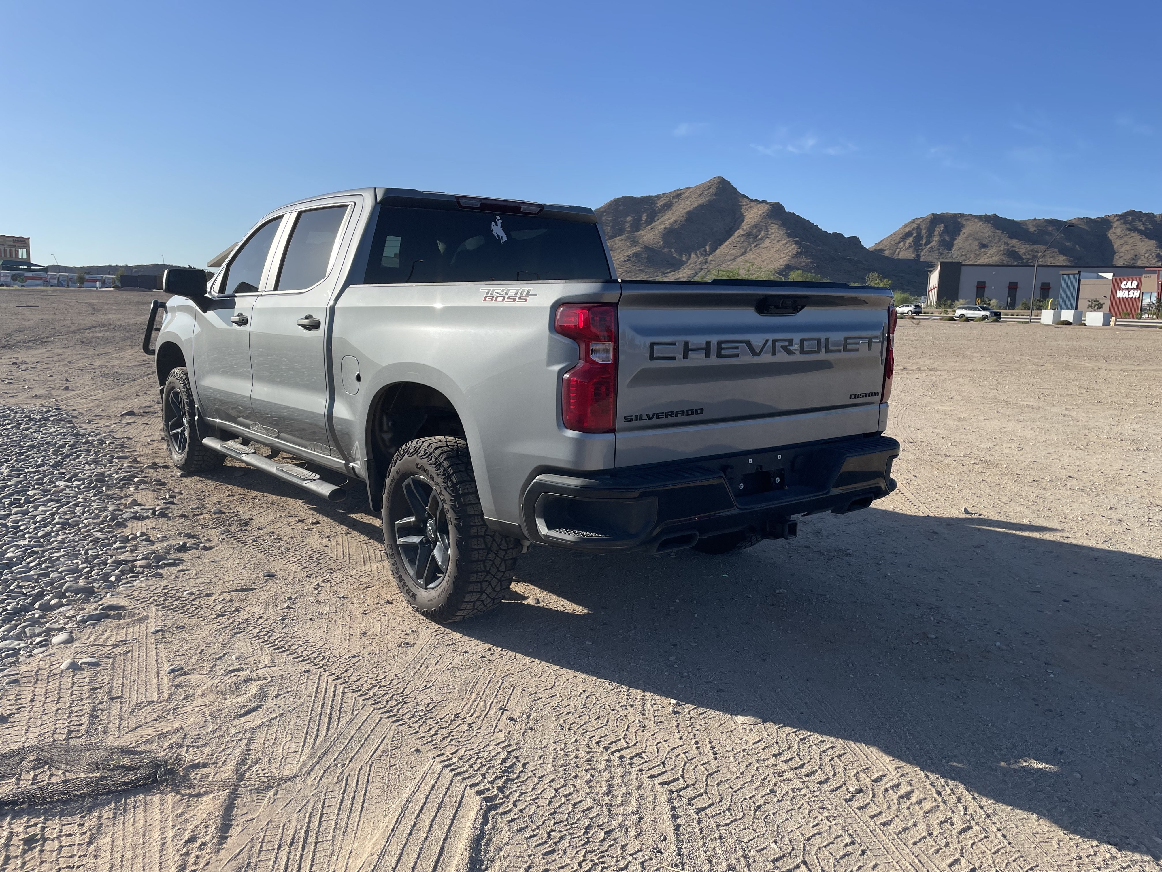 Used 2026 Chevrolet Silverado 1500 Custom Trail Boss w/ LPO, Dark Essentials Package AWD/4WD image 3