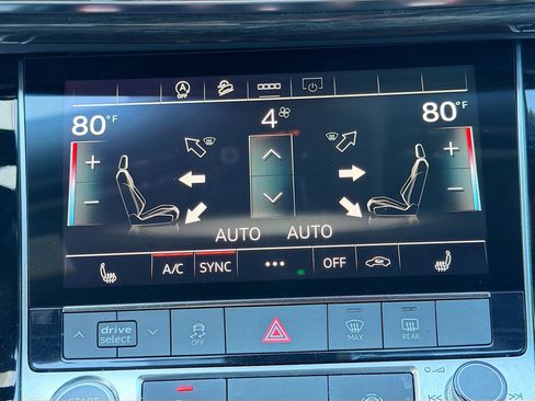 Certified 2025 Audi Q7 3.0T Premium Plus image 36