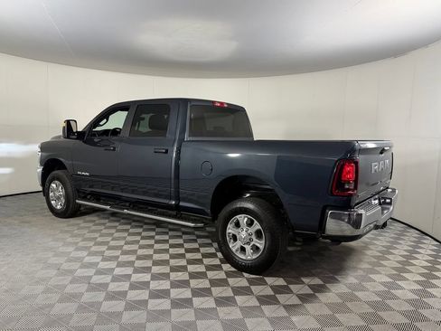 Used 2026 RAM 2500 Big Horn AWD/4WD image 9