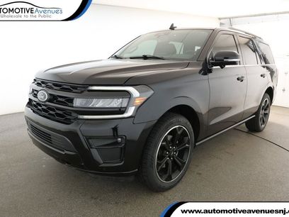 Used 2023 Ford Expedition Limited
