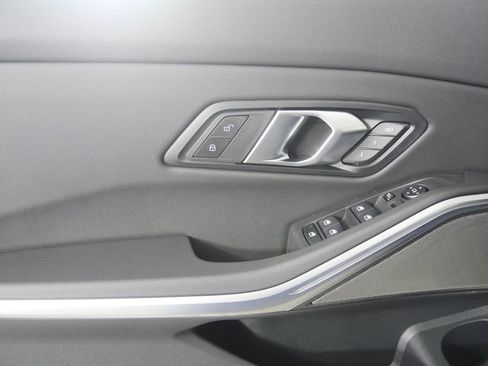 New 2026 BMW 330i Sedan image 8