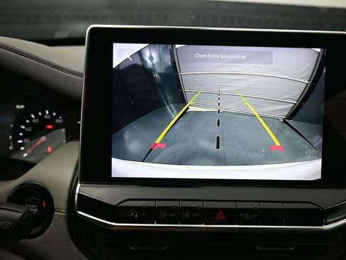 Used 2025 Jeep Compass Limited AWD/4WD image 29