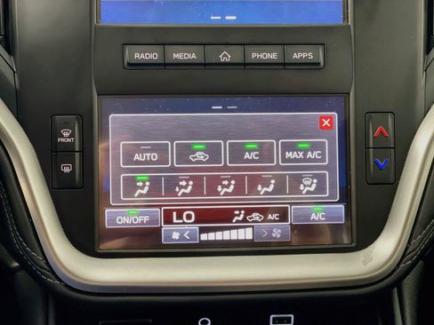 Used 2024 Subaru Outback AWD/4WD image 18