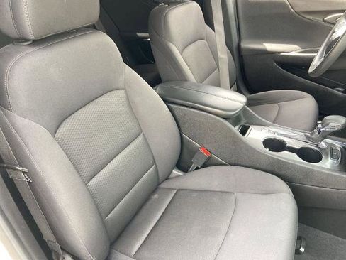 Used 2023 Chevrolet Malibu LT FWD image 22