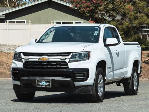 Used 2021 Chevrolet Colorado LT w/ Fleet Safety Package image 3