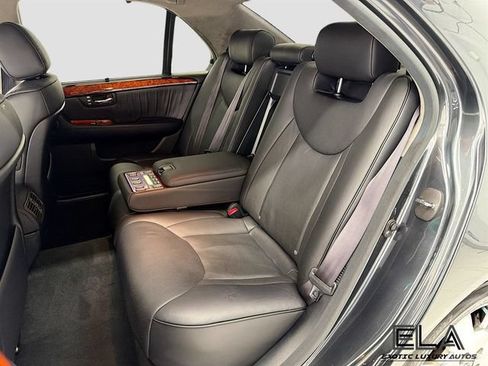 Used 2004 Lexus LS 430 RWD image 25