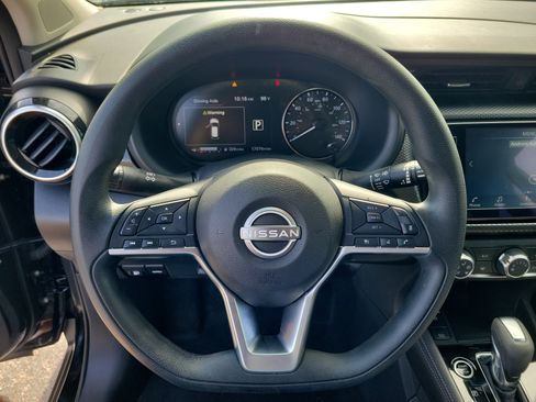 Certified 2024 Nissan Kicks SV FWD image 16