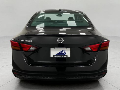 Used 2020 Nissan Altima 2.5 S w/ Driver Assist Package image 5