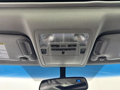 Used 2017 Toyota Camry XSE FWD image 10