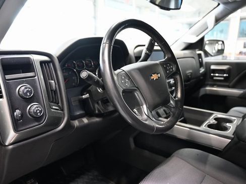 Used 2018 Chevrolet Silverado 1500 LT w/ All Star Edition image 21