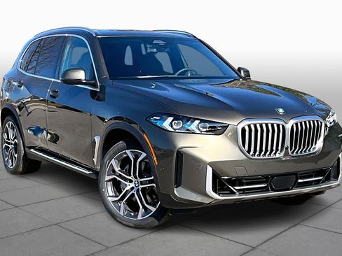 New 2026 BMW X5 xDrive40i w/ Climate Comfort Package image 2
