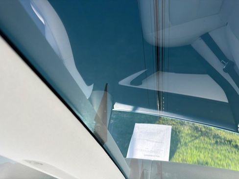 Used 2019 Tesla Model 3 Mid Range RWD image 16
