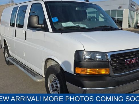 Used 2024 GMC Savana 2500 w/ Driver Convenience Package image 7