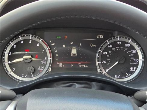Used 2024 Toyota Highlander XSE FWD image 10