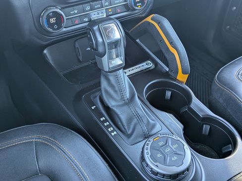 Used 2021 Ford Bronco Badlands image 26