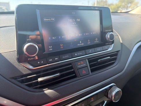 Certified 2022 Nissan Altima 2.5 S image 15