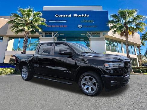 Used 2025 RAM 1500 Big Horn AWD/4WD image 2