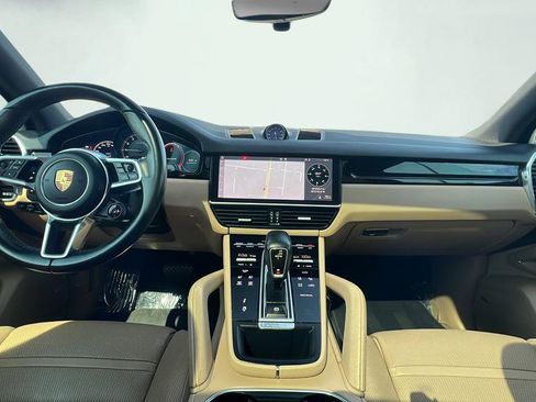 Used 2019 Porsche Cayenne E-Hybrid AWD/4WD image 25