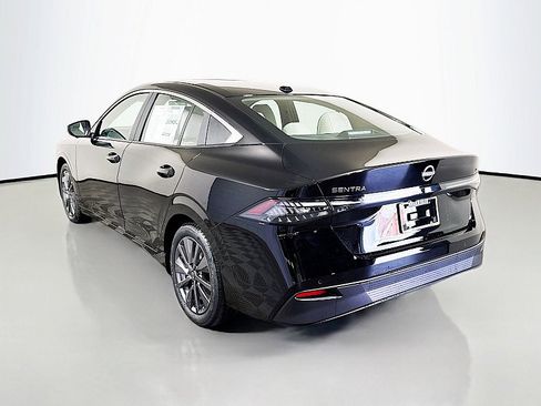 New 2026 Nissan Sentra SL w/ Floor Mat Package FWD image 5