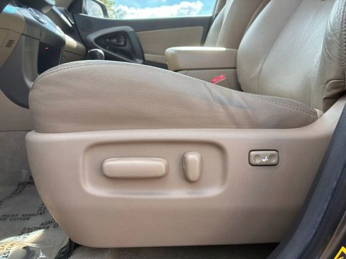 Used 2012 Toyota RAV4 Limited w/ Premium Plus Value Pkg AWD/4WD image 9