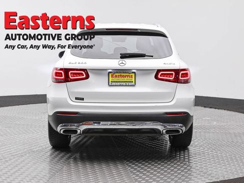 Used 2020 Mercedes-Benz GLC 300 4MATIC w/ Multimedia Package image 6