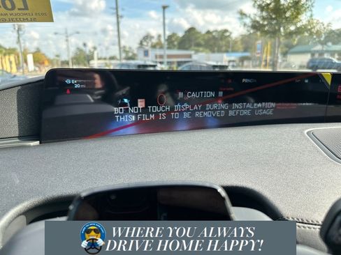 New 2025 Lincoln Navigator L Reserve w/ Jet Appearance Package image 13