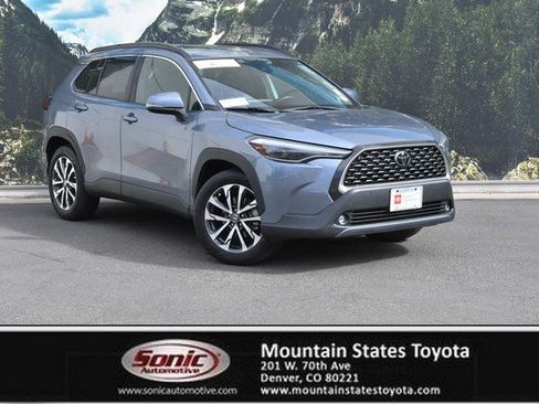 Certified 2022 Toyota Corolla Cross XLE w/ Convenience Package image 1