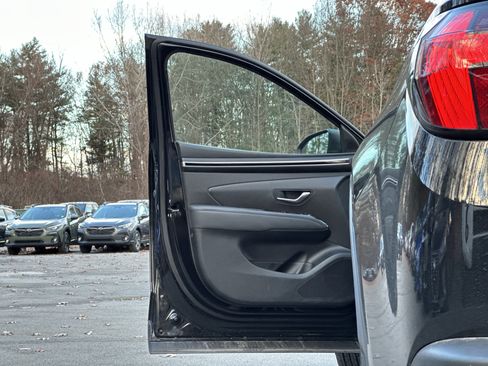 Used 2024 Hyundai Santa Cruz Limited image 23