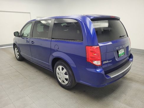 Used 2018 Dodge Grand Caravan SE FWD image 5