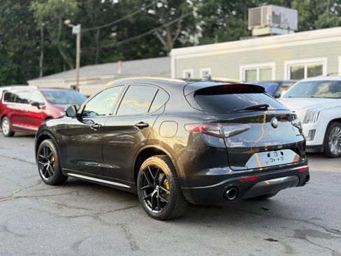 Used 2021 Alfa Romeo Stelvio Ti Sport AWD/4WD image 5