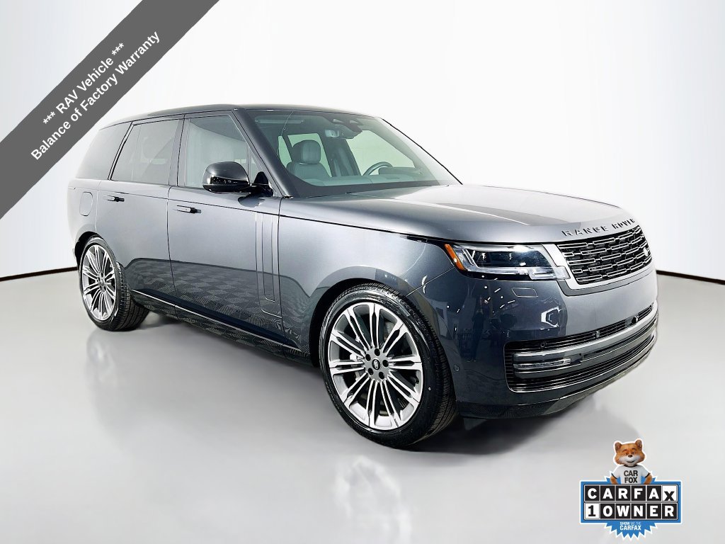 Used 2024 Land Rover Range Rover SE AWD/4WD image 3