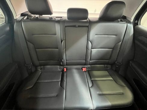 Certified 2021 Volkswagen Golf 4-Door image 27