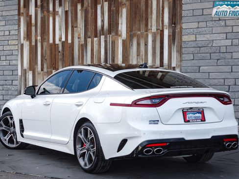 Used 2020 Kia Stinger GT1 image 4