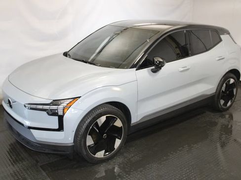 Used 2025 Volvo EX30 Ultra w/ Climate Package AWD/4WD image 2