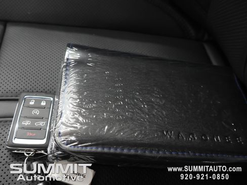 New 2026 Jeep Grand Wagoneer Summit AWD/4WD image 81