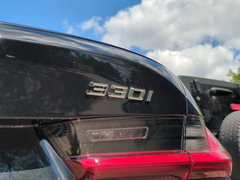 New 2025 BMW 330i xDrive Sedan w/ M Sport Package image 13
