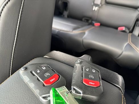 Used 2025 Jeep Wrangler Unlimited Rubicon 392 image 31