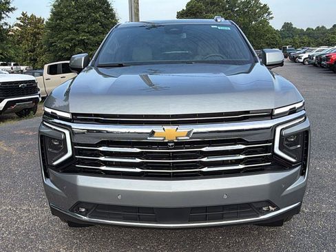 New 2026 Chevrolet Suburban LT w/ Comfort Package AWD/4WD image 2