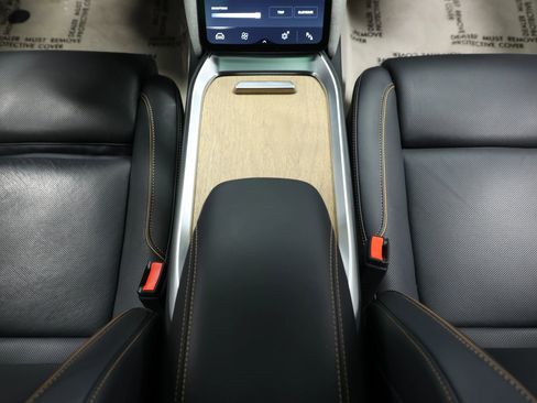 Used 2023 Lucid Air Touring image 40