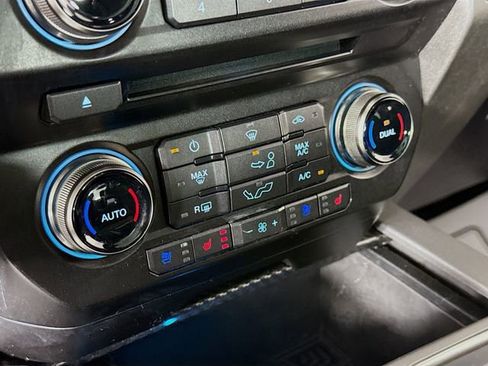 Certified 2018 Ford F150 Raptor w/ Equipment Group 802A Luxury image 16